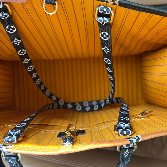 On The Go Jungle - Picture 3 of 10